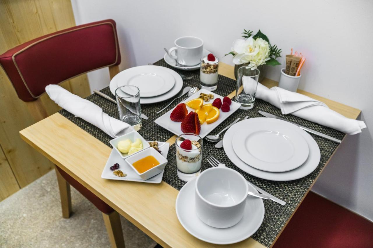 Ribeiredge Guest House ปอร์โต ภายนอก รูปภาพ